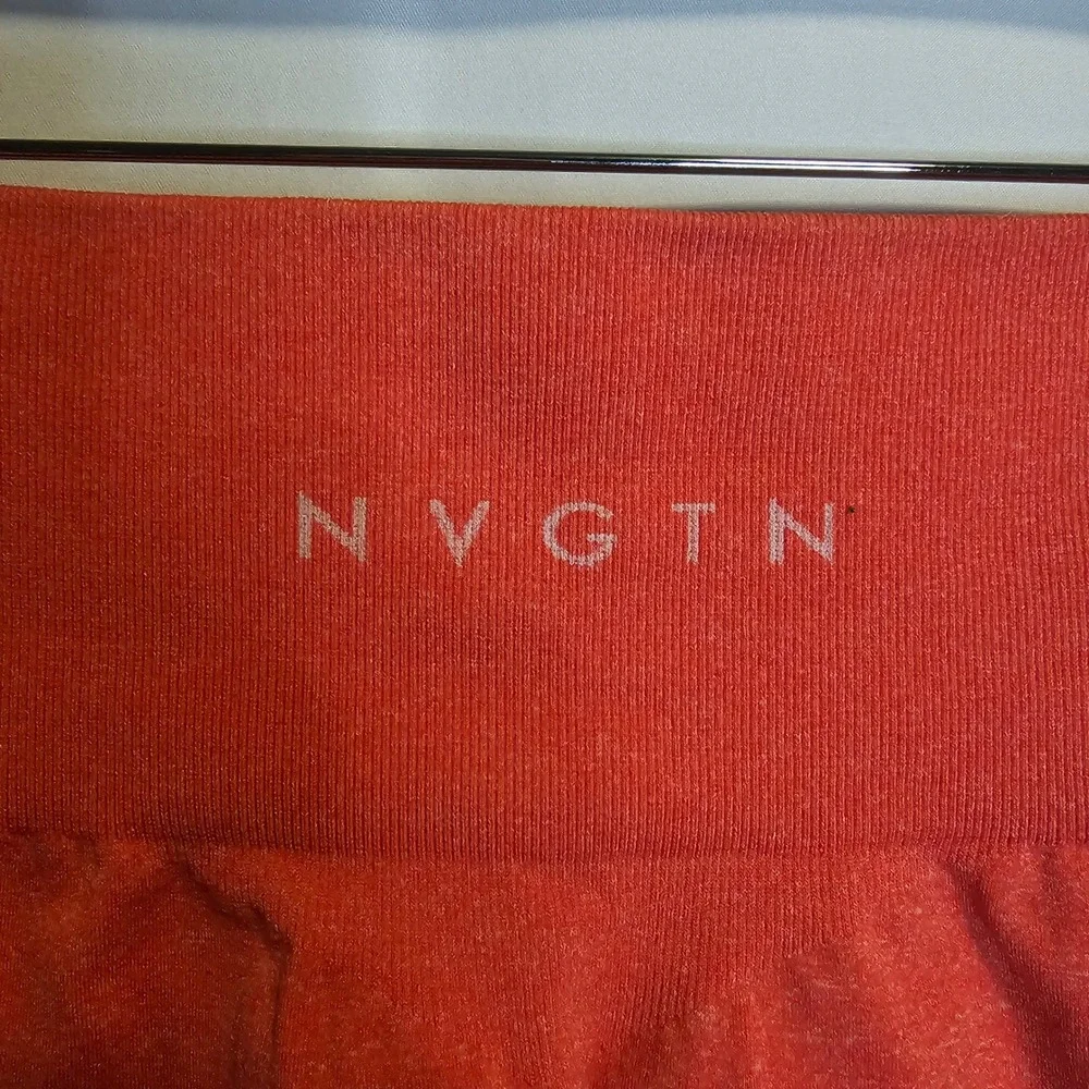 NVGTN Seamless Coral Ribbed‎ High Waist Workout Shorts Size S